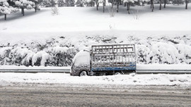 İstanbul'da kar kalınlığı 1 metreyi geçti