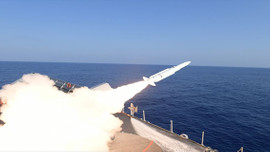 Tatbikatta hedefler güdümlü füzelerle vuruldu