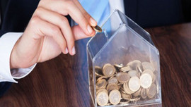 Gelecek endişesiyle para biriktirdik!