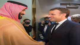 Fransa Cumhurbaşkanı Macron Suudi Arabistan'da