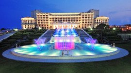 Dünyanın en lüksüydü! Şimdi hırsızlar yağmalıyor