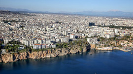 Antalya’da fiyatlar bu yıl erken düştü