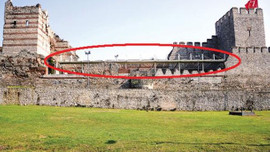 Tarihi surlar düğün salonu oldu