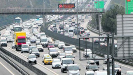 Köprü ve otoyollar saniyede 38 lira kazandırdı