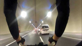 Avrasya Tüneli'nden bisikletle geçen yandı!