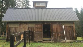 Eski ahır muhteşem bir ofise dönüştü!