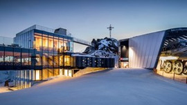 3048 metre yükseklikte cesaret isteyen yemek!