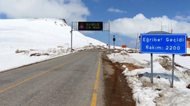 Eğribel Tüneli'nde yol yarılandı