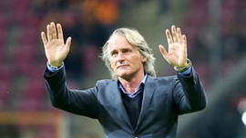 Sneijder'den Riekerink'e kira desteği!