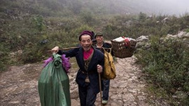 Mağaranın içinde bulunan köyde 100 kişi yaşıyor!