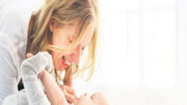 Çalışan annelere müjde! Bakıcı çalıştırana ayda bin 500 TL destek!