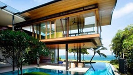 Singapur'da doğa ile bütünleşen sahil ev!