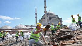 Kapalıçarşı yeni çatısına kavuşuyor