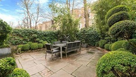 Ünlü modacı villasını 13 milyon TL'ye satışa çıkardı!