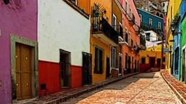 Dünyanın renkli sokakları