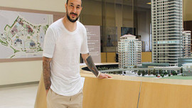 Necati Ateş 'Emaar Square'i seçti!