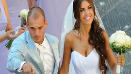 Yolanthe Cabau ticarete atıldı!