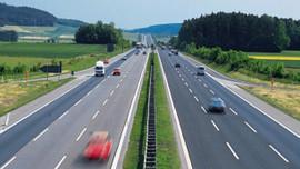 Otoyollarda hız yapana ceza!