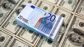 Dolar 1 yılın zirvesine tırmandı!