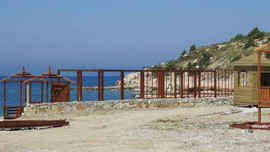 Çeşme'de ruhsatsız yapılanmaya yıkım kararı