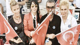 Akkaya'nın 15 Temmuz paylaşımına beğeni yağdı!