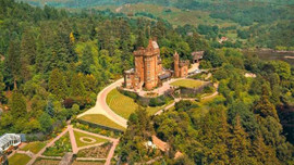 Boğaz manzaralı daire fiyatına satılık şato!