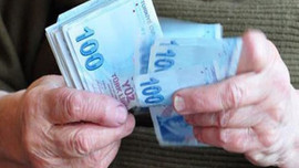 Zamlı maaşlar hesaplara yatıyor!