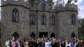 Sahibinden satılık şato!