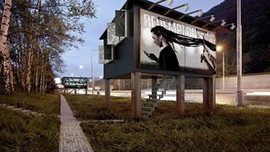 Bu billboard aslında bir ev
