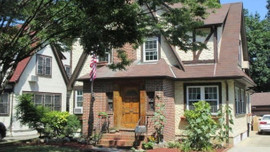 Trump'ın çocukluk evi geceliği 777 dolara kiralık!