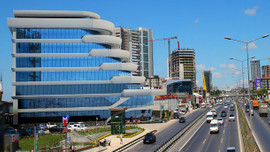 Kartal’ın silüeti Royal Group ile değişiyor