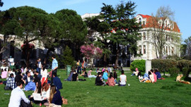 Özel üniversite ücretleri 4 bin TL arttı