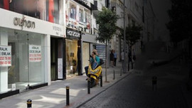 Osmanbey'de dükkanlar kepenk indiriyor