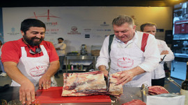 Dünyaca ünlü şefler hünerlerini sergiledi