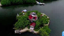 Plastik şişelerden öyle bir şey yaptı ki...