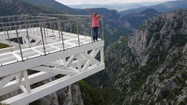 Cam seyir terasına yoğun ilgi!