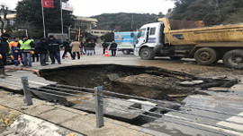 Sarıyer'deki yol çökmesi