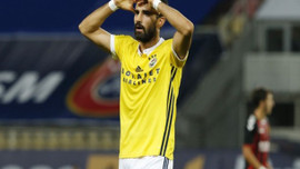 Ünlü futbolcu parasını inşaatta batırdı!