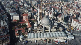 Taksim Camisi'nin yüzde 90'ı tamamlandı