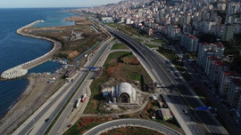 Trabzon'da yapılan caminin yeri tartışma yarattı! 'Yaşlılar arabayla gelsin'