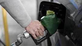 Benzin ve motorine yeni indirim