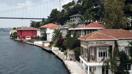 İstanbul'un yalıları satılmayı bekliyor!