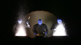 "Blue Man Group" Zorlu PSM'de sahne aldı 