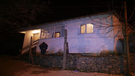 GÜNCELLEME - Sevdiği kızı vermeyen ailenin evini...