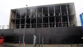 AKM yıkımında iş makineleri çalışmaya başladı