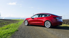 Tesla üretime ara verdi