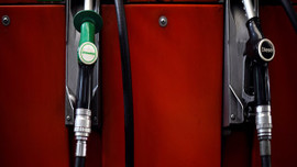 Benzin ve motorine yeni zam gündemde