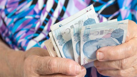 Emekliye maaş ödemesi başladı