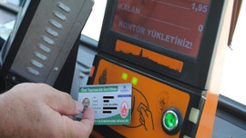 İnsanlar 'yetersiz bakiye' sesini duymaktansa güneşin altında yürümeyi tercih ediyor