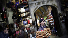 İşleri bozulan Kapalıçarşı esnafı, Budva'ya taşınıyor